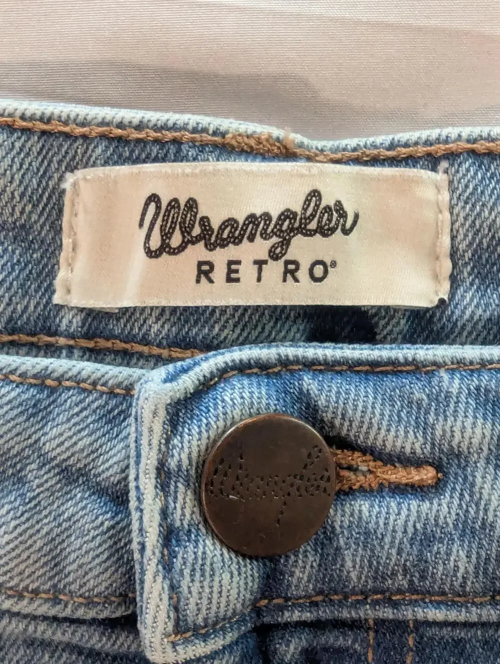 Wrangler Retro Shorts Womens 31 Blue Denim Hot Pants Mid Rise Stretch 3 Inseam